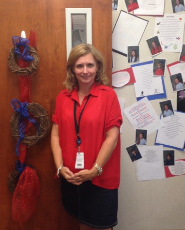 Ms. Mari Farrington in her classroom. Photo by Michael Wilson