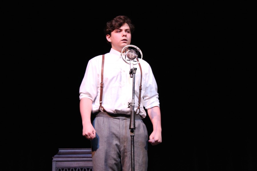 David Quinn (Gregor Patti) tells his love story on the radio in the One Act play.
(Photo courtesy of Caroline Cotten)