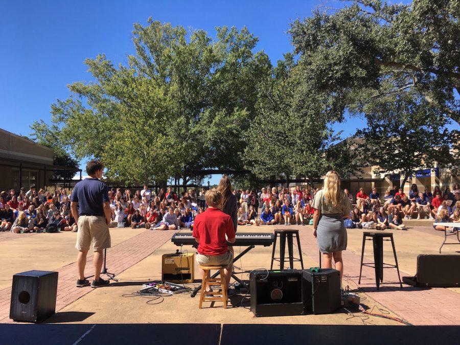 Music ushers in fall on campus