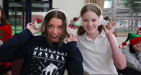 Big Sis/Little Sis party welcomes holiday season