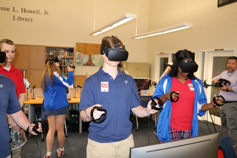 Extended Reality Learning Lab debuts in Prep library