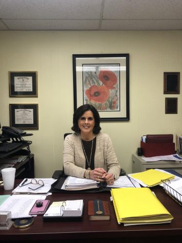 Head of Junior High, Ms. Trudy Powers, to retire