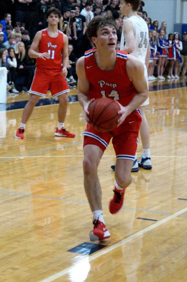 Andrew Purvis prepares to shoot the ball. 