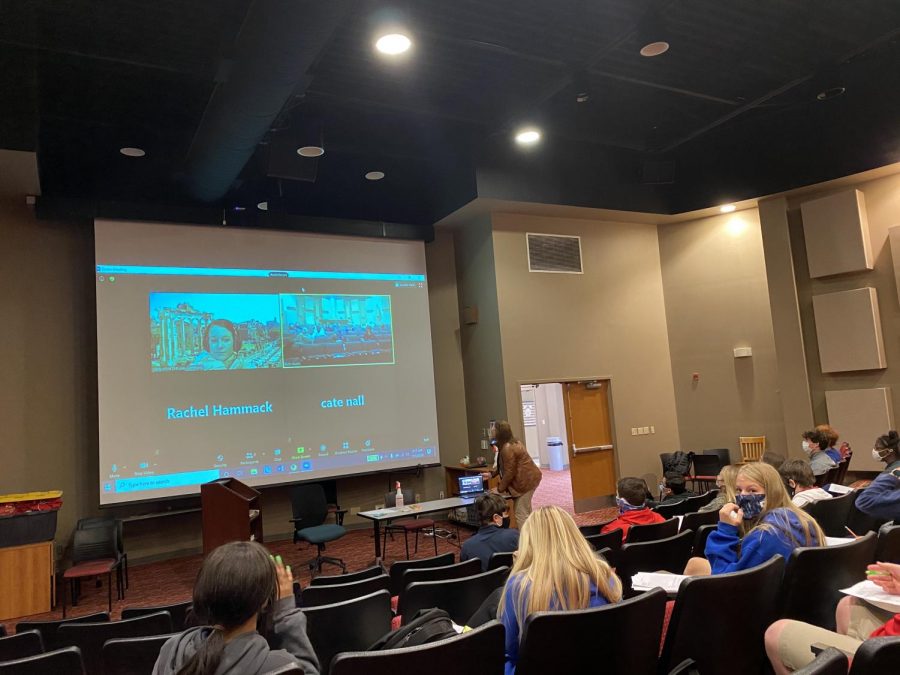 Dr. DiBlasie-Sammons talks about Greek and Roman graffiti to the JCL club members. 