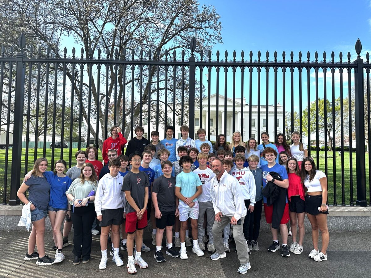 Eighth graders visit 1600 Pennsylvania Avenue